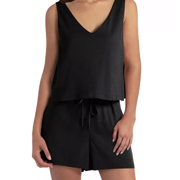 H by Halston Pants - H by HALSTON STUDIO Black Sleeveless V-Neck Romper Small